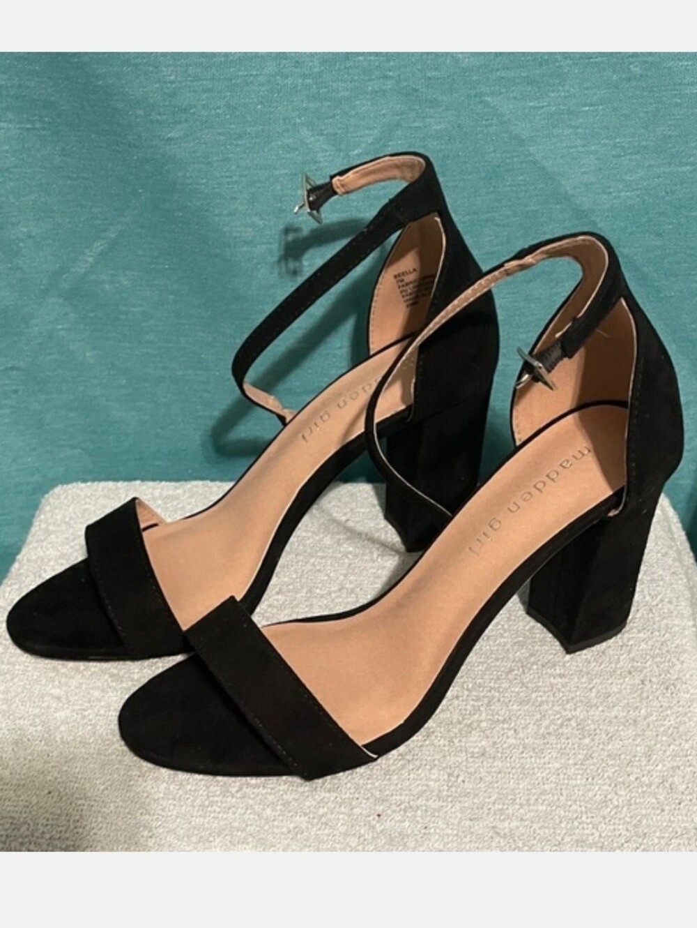 Steve Madden Black Suede Ankle-Strap Block Heel Sandals Size 7